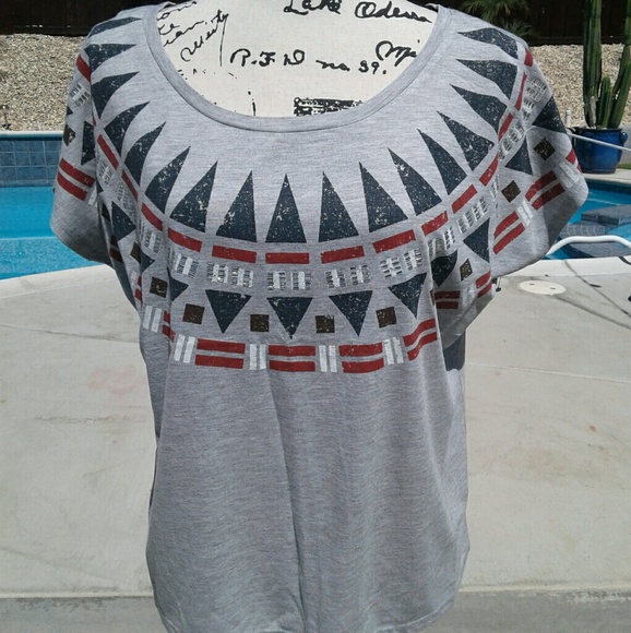 Sale today! tribal mod top blouse - Picture 2 of 5